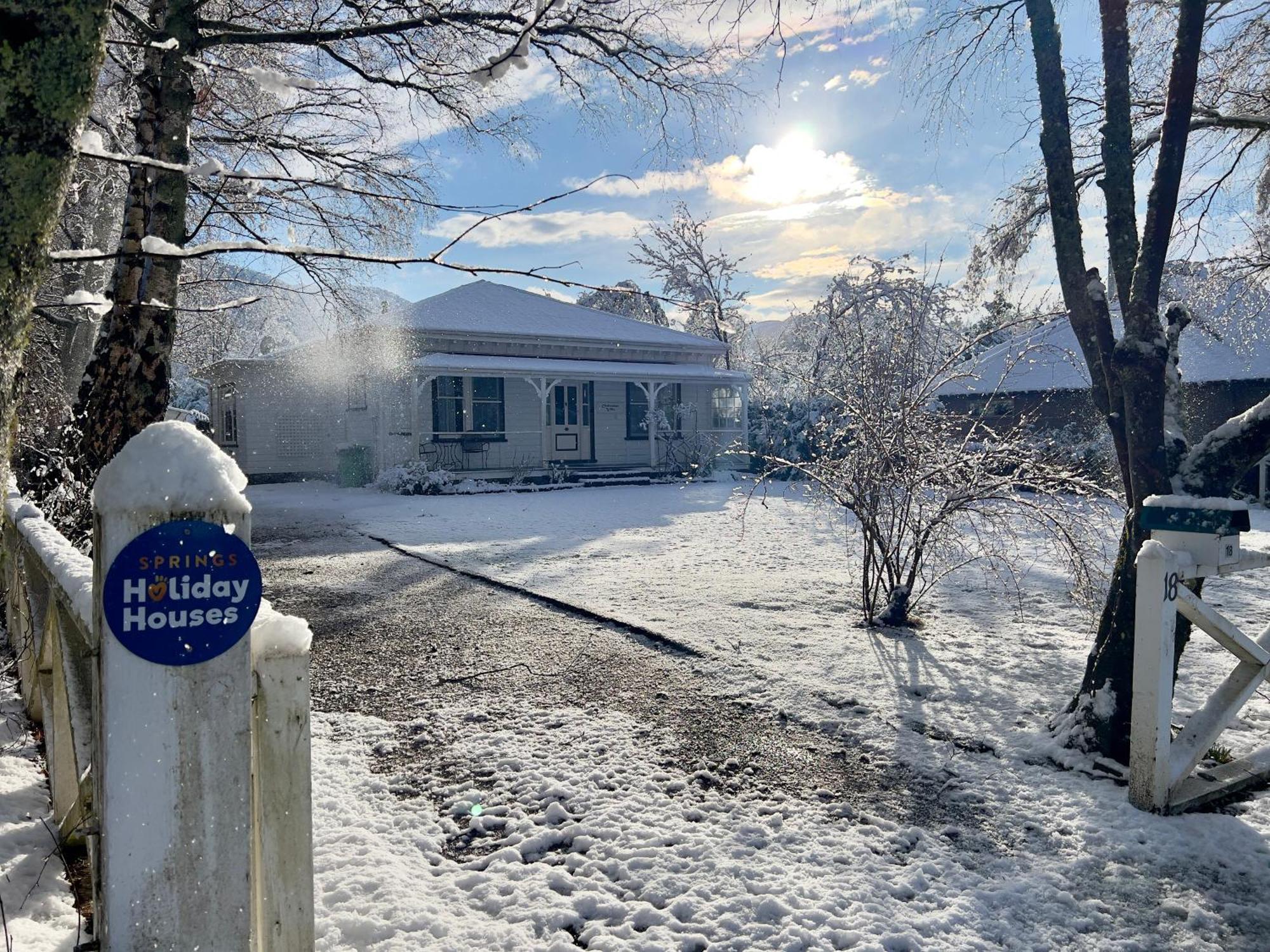 Cheltenham Villa Hanmer Springs Exteriör bild